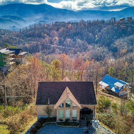 A Million Dollar View- Get 951 Worth Of Free Area Attraction Tickets For Each Paid Day! Villa Gatlinburg Bagian luar foto