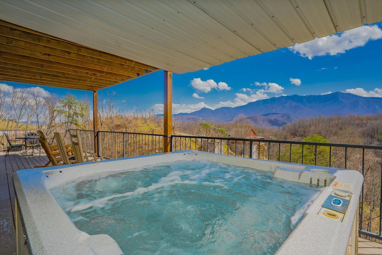 A Million Dollar View- Get 951 Worth Of Free Area Attraction Tickets For Each Paid Day! Villa Gatlinburg Bagian luar foto