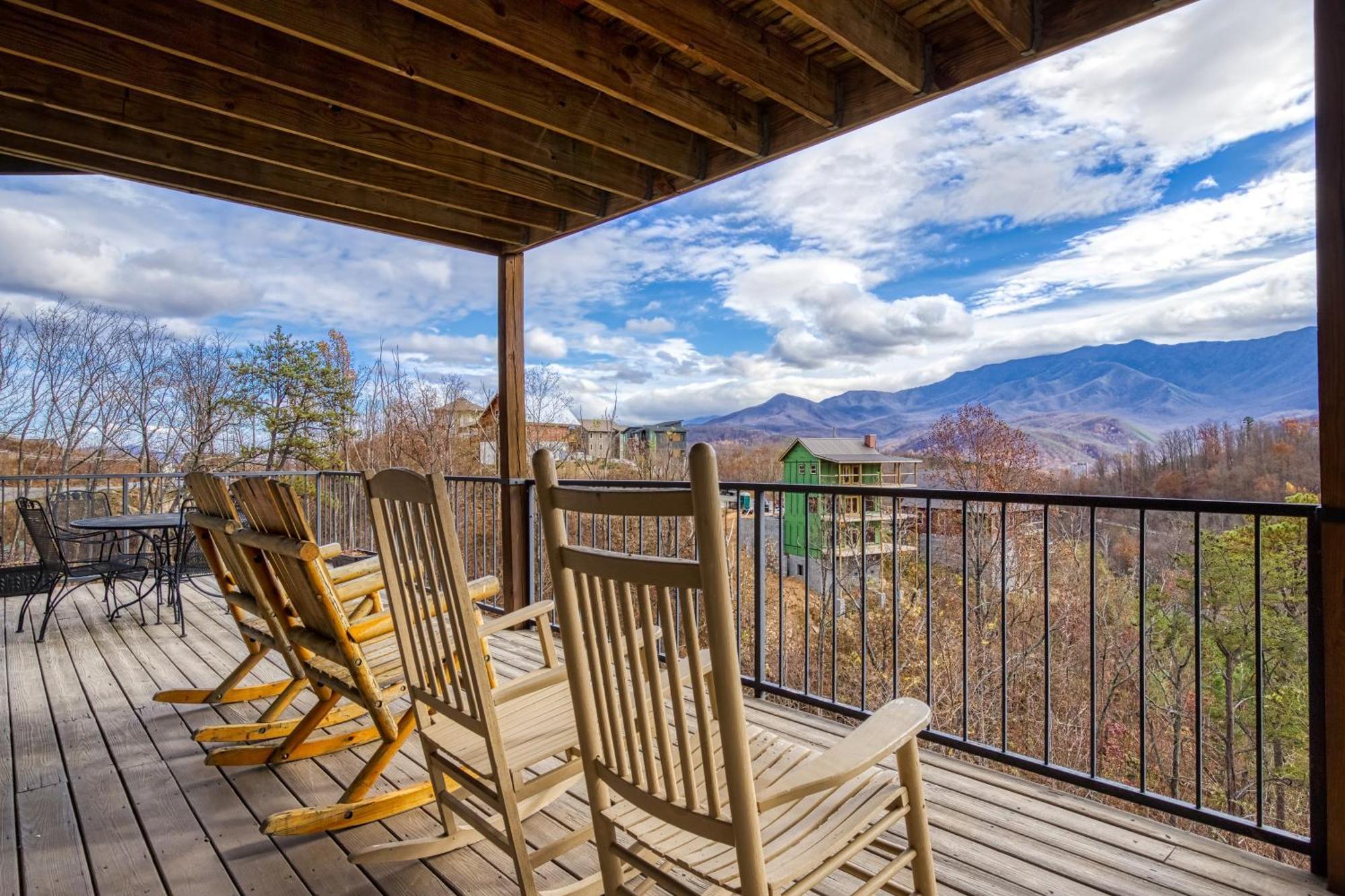 A Million Dollar View- Get 951 Worth Of Free Area Attraction Tickets For Each Paid Day! Villa Gatlinburg Bagian luar foto