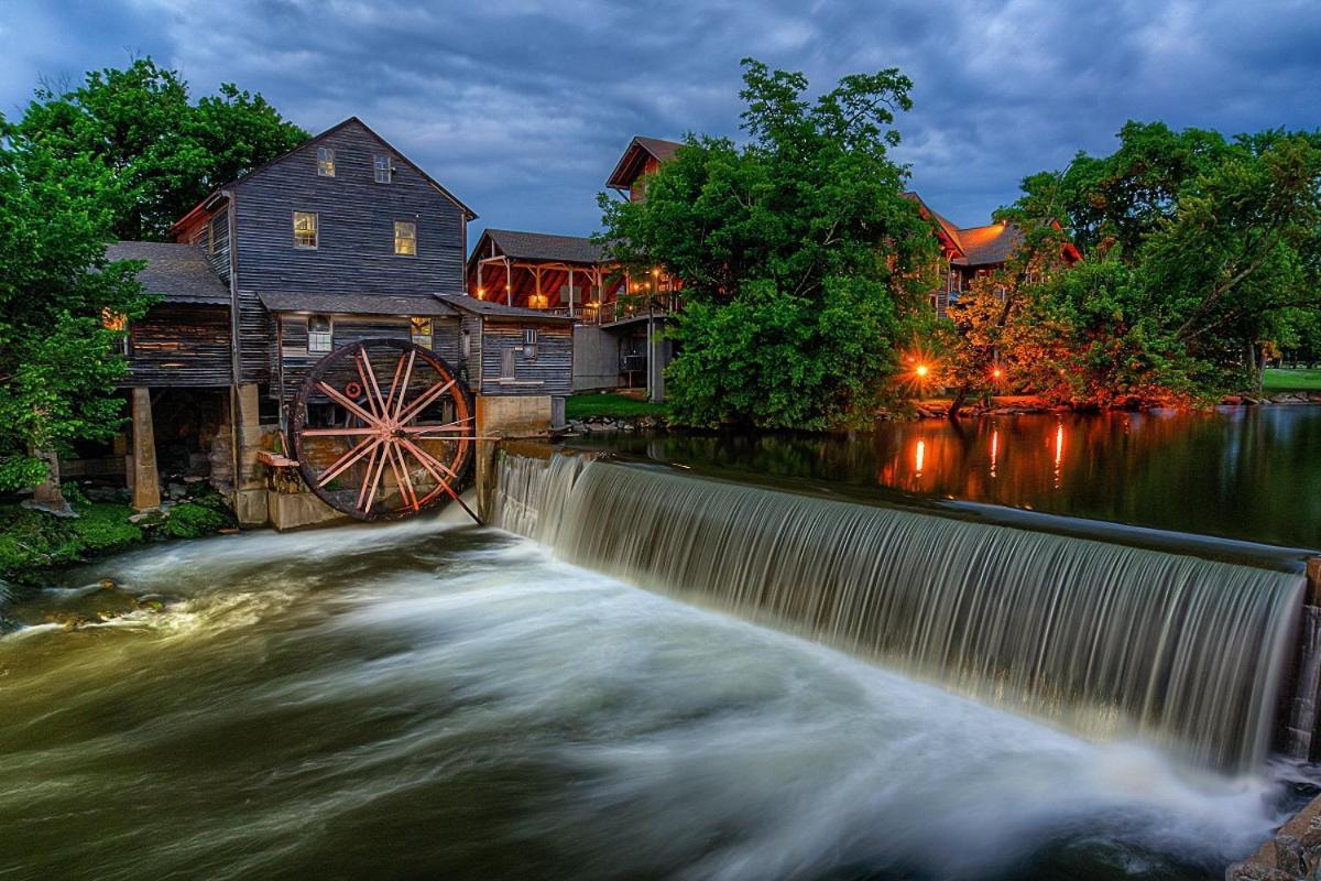 A Million Dollar View- Get 951 Worth Of Free Area Attraction Tickets For Each Paid Day! Villa Gatlinburg Ruang foto